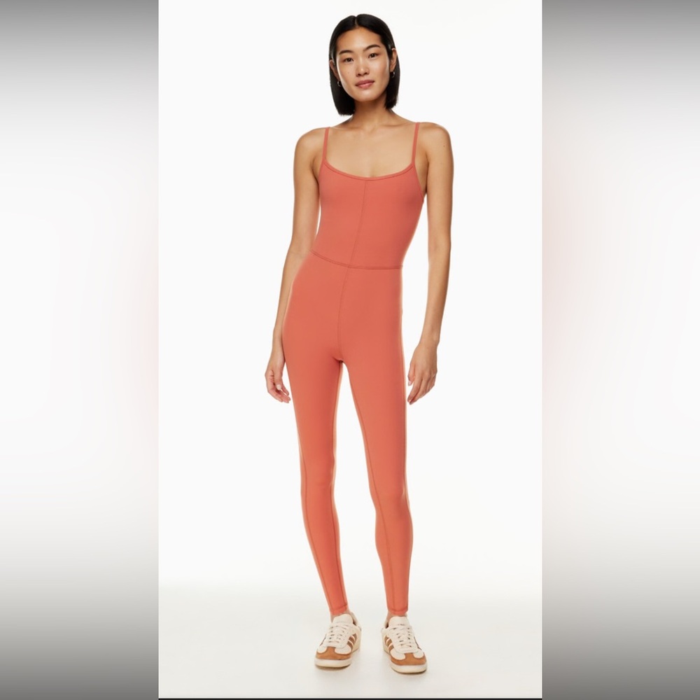 Aritiza - Divinity bodysuit NWT